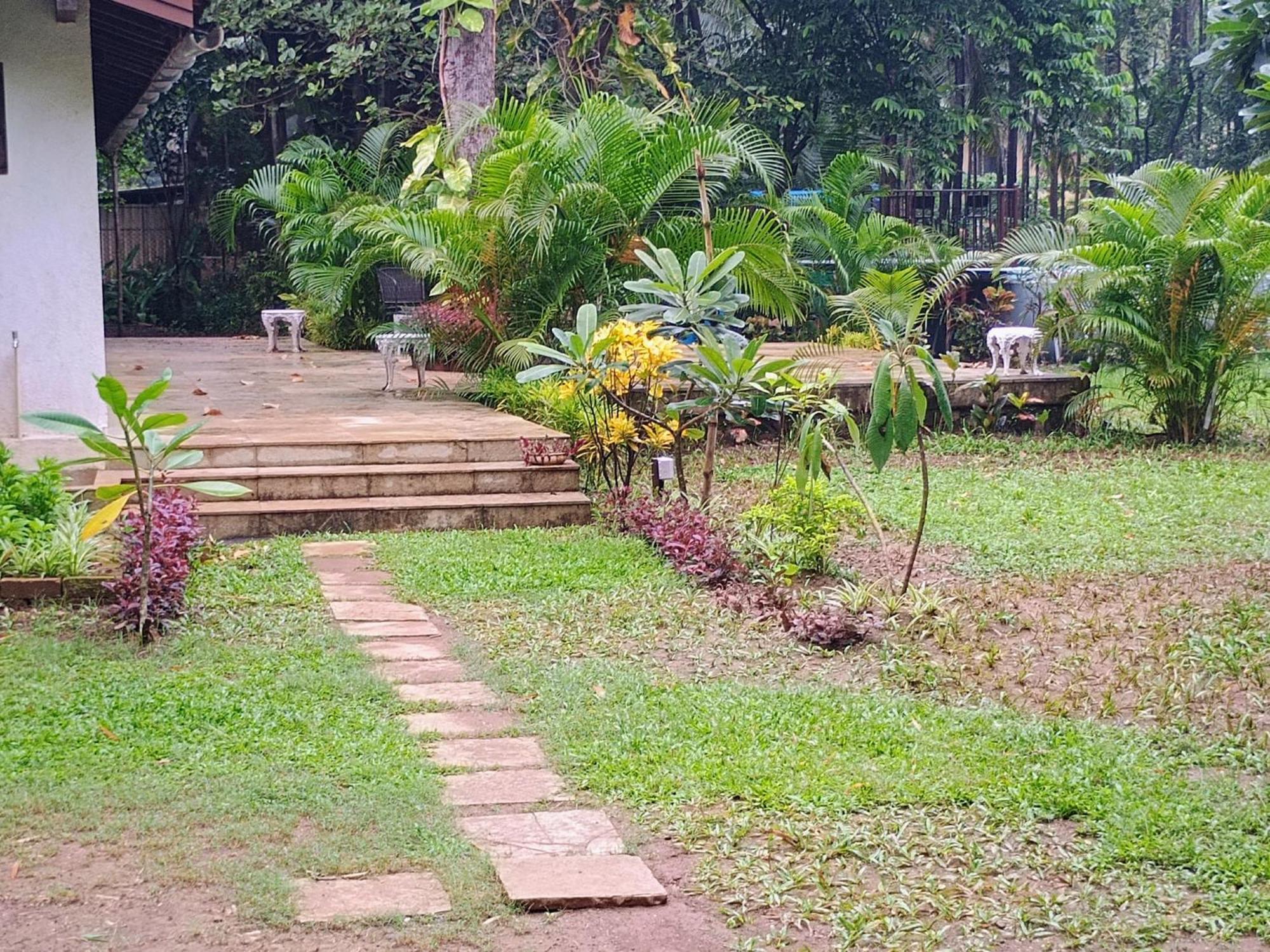 Banyan House - Luxurious 4 Bedroom Villa On One Acre, Near The Beach Nagaon  Exterior foto